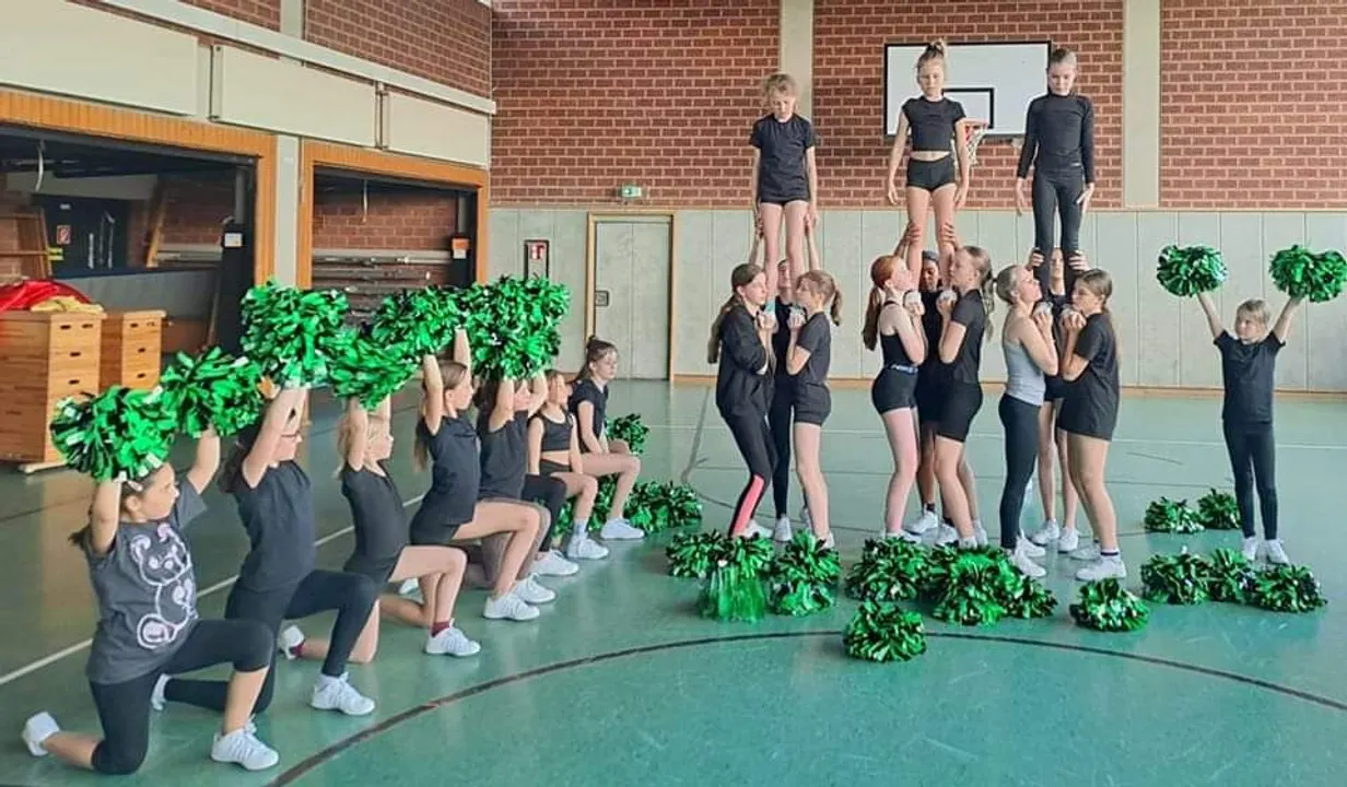 Cheerleading